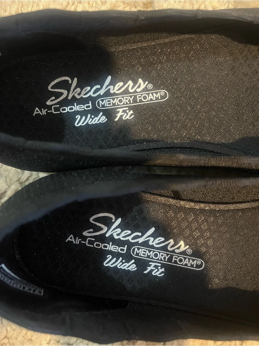 Skechers Black Knit Slip-On Ballet Flats Air-Cooled Memory Foam UNWORN